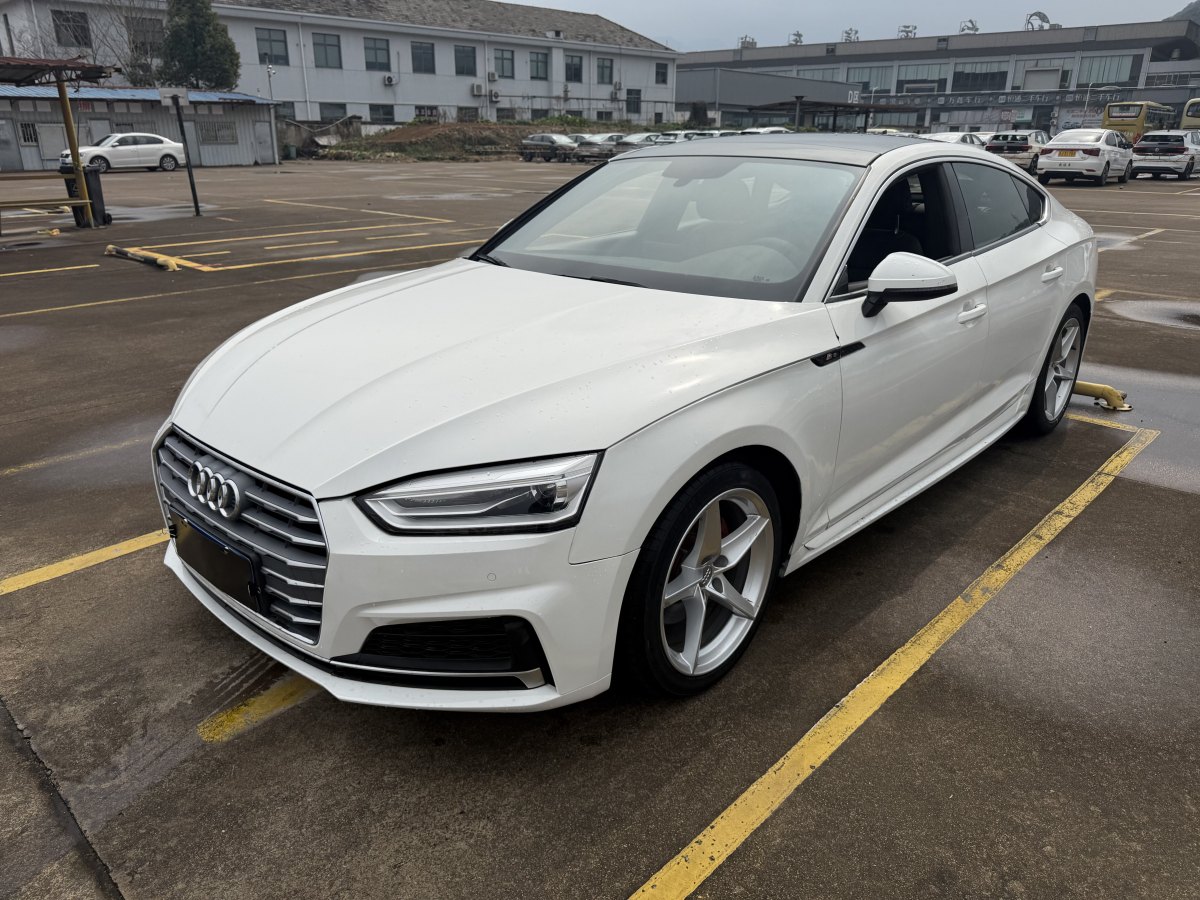 2018年11月奧迪 奧迪A5  2017款 Sportback 40 TFSI 時尚型