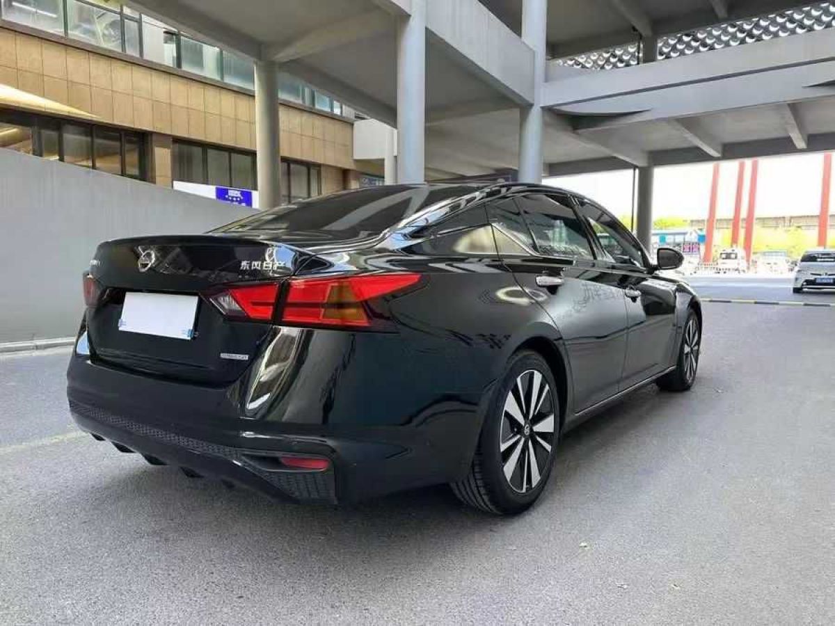 日產(chǎn) 天籟  2022款 2.0L XE 純享版圖片