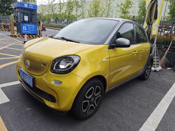 smart forfour  2016款 0.9T 66千瓦先锋版