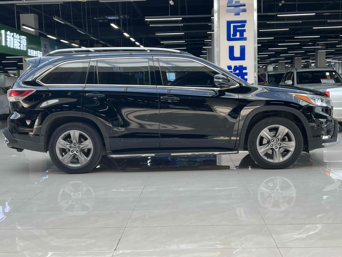 豐田 漢蘭達(dá)  2015款 2.0T 四驅(qū)豪華導(dǎo)航版 7座圖片