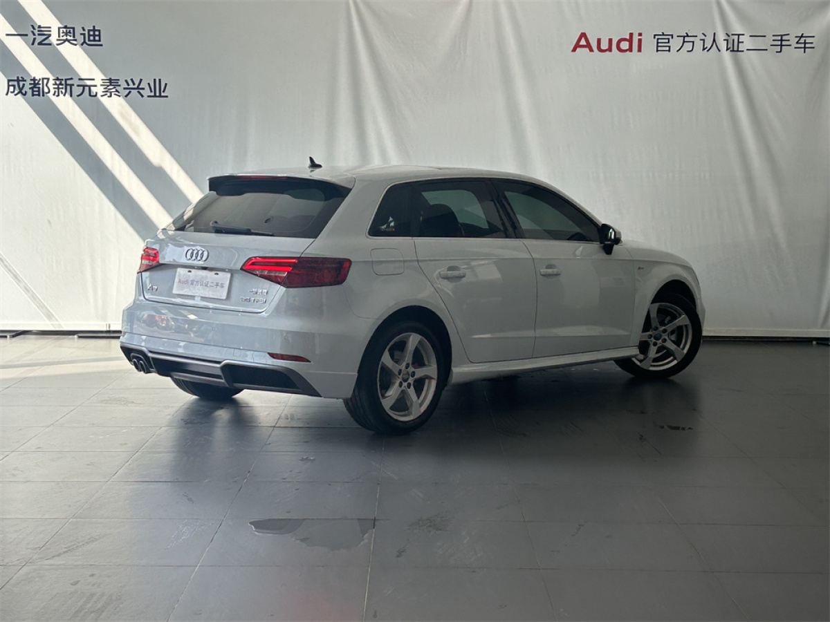 奥迪 奥迪A3  2019款 Sportback 35 TFSI 时尚型 国VI图片