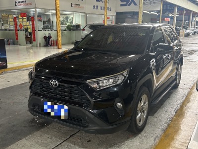 2022年4月 丰田 RAV4 荣放 2.0L CVT两驱都市版图片