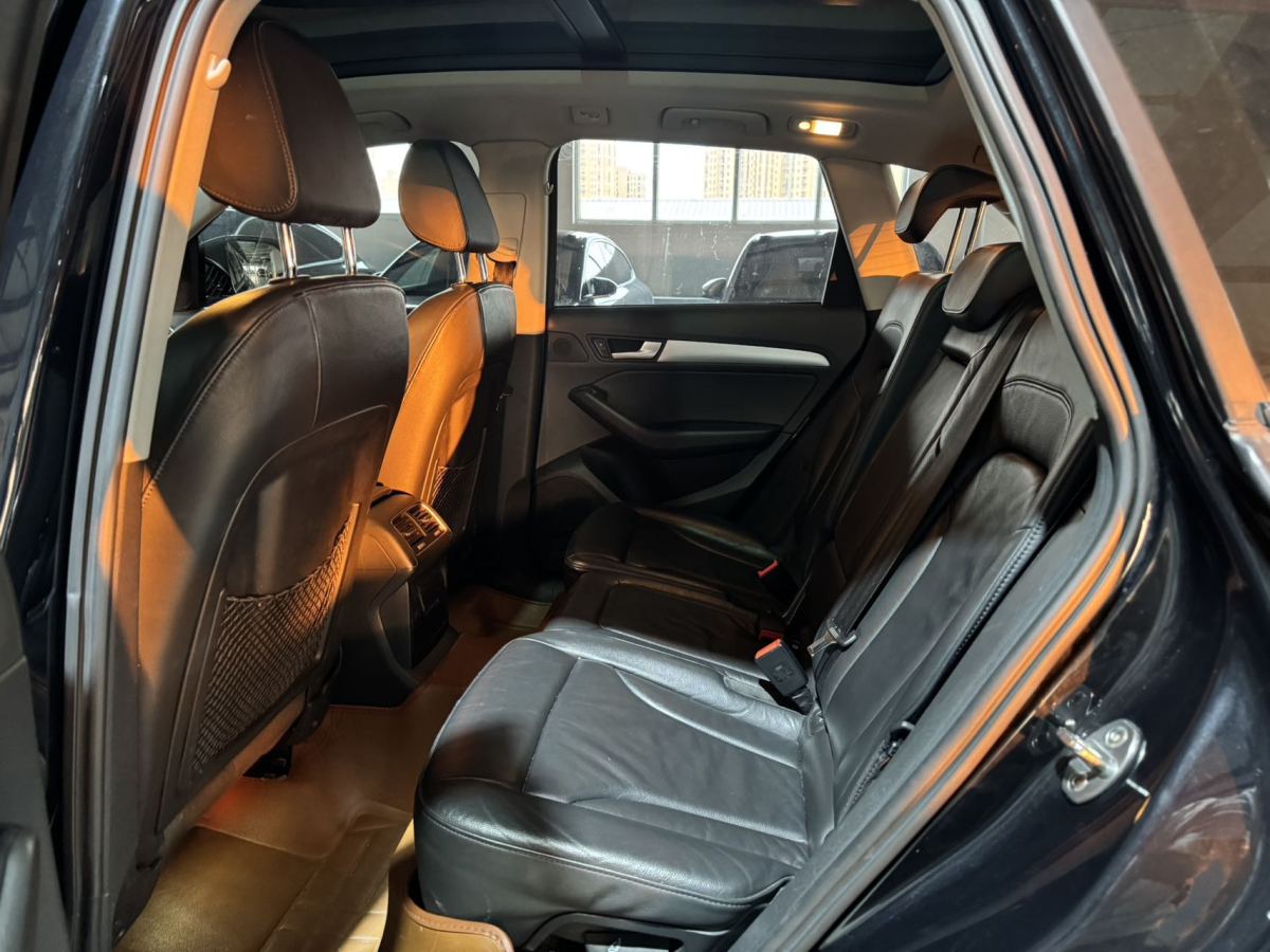 奧迪 奧迪Q5  2013款 40 TFSI 技術(shù)型圖片