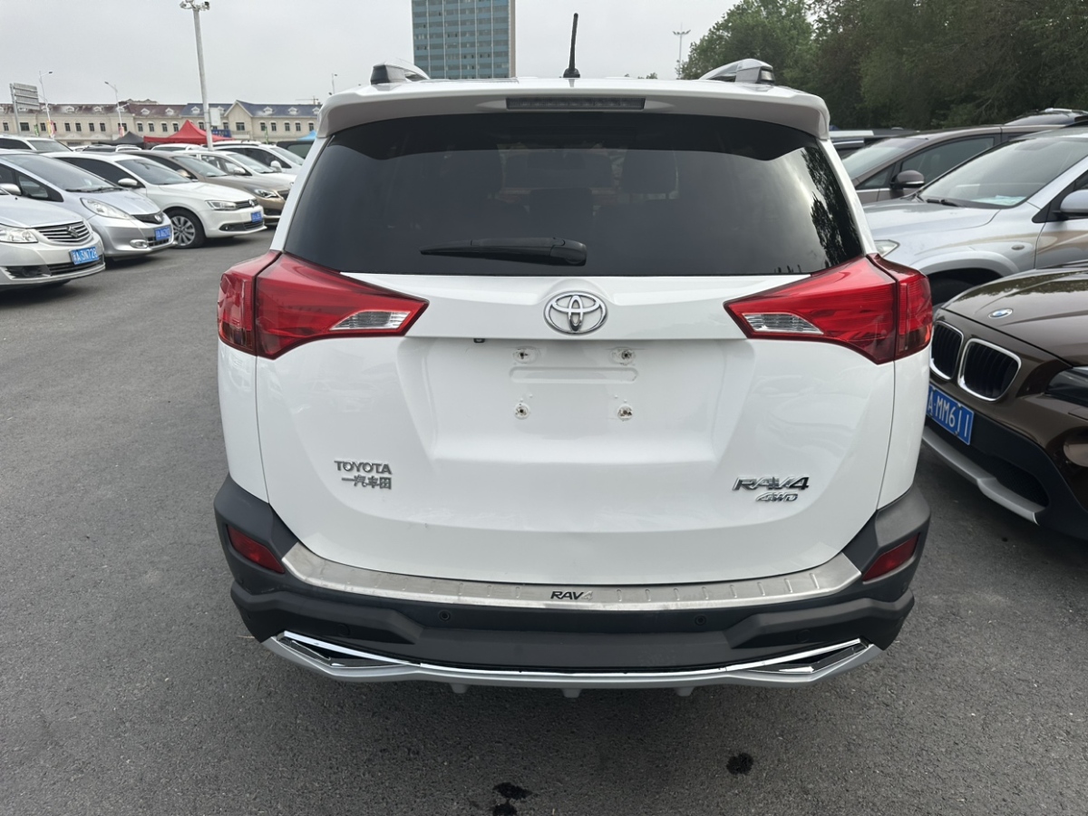 丰田 RAV4荣放  2013款 2.5L 自动四驱豪华版图片