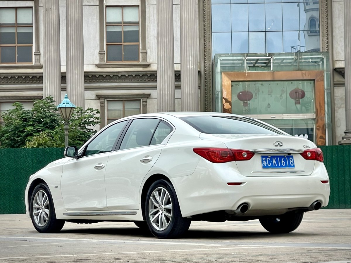 英菲尼迪 Q50L  2016款 2.0T 舒適版圖片