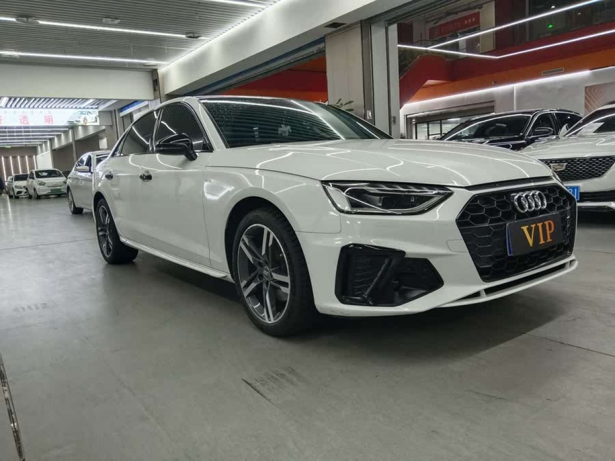 奧迪 奧迪A4L  2020款 40 TFSI 豪華動感型圖片