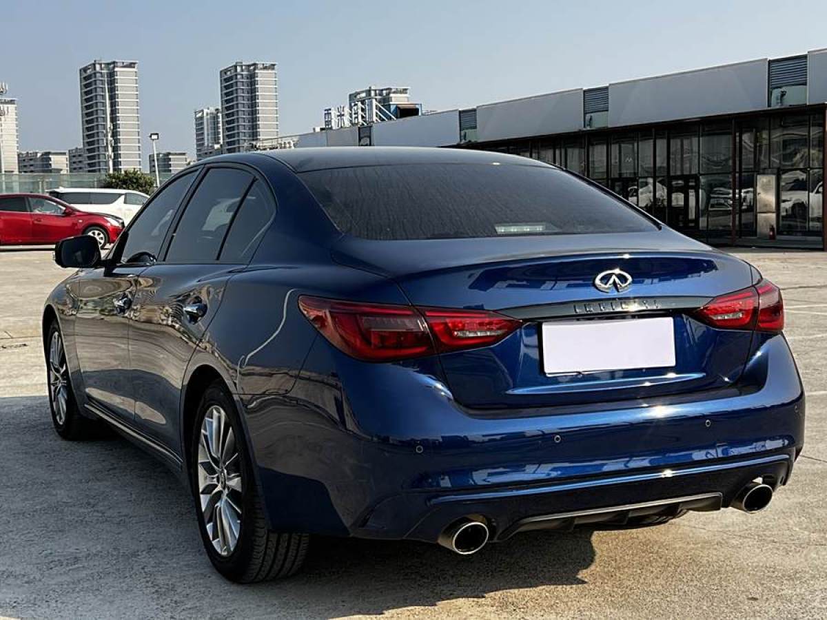 英菲尼迪 Q50L  2020款 2.0T 30周年限量版圖片