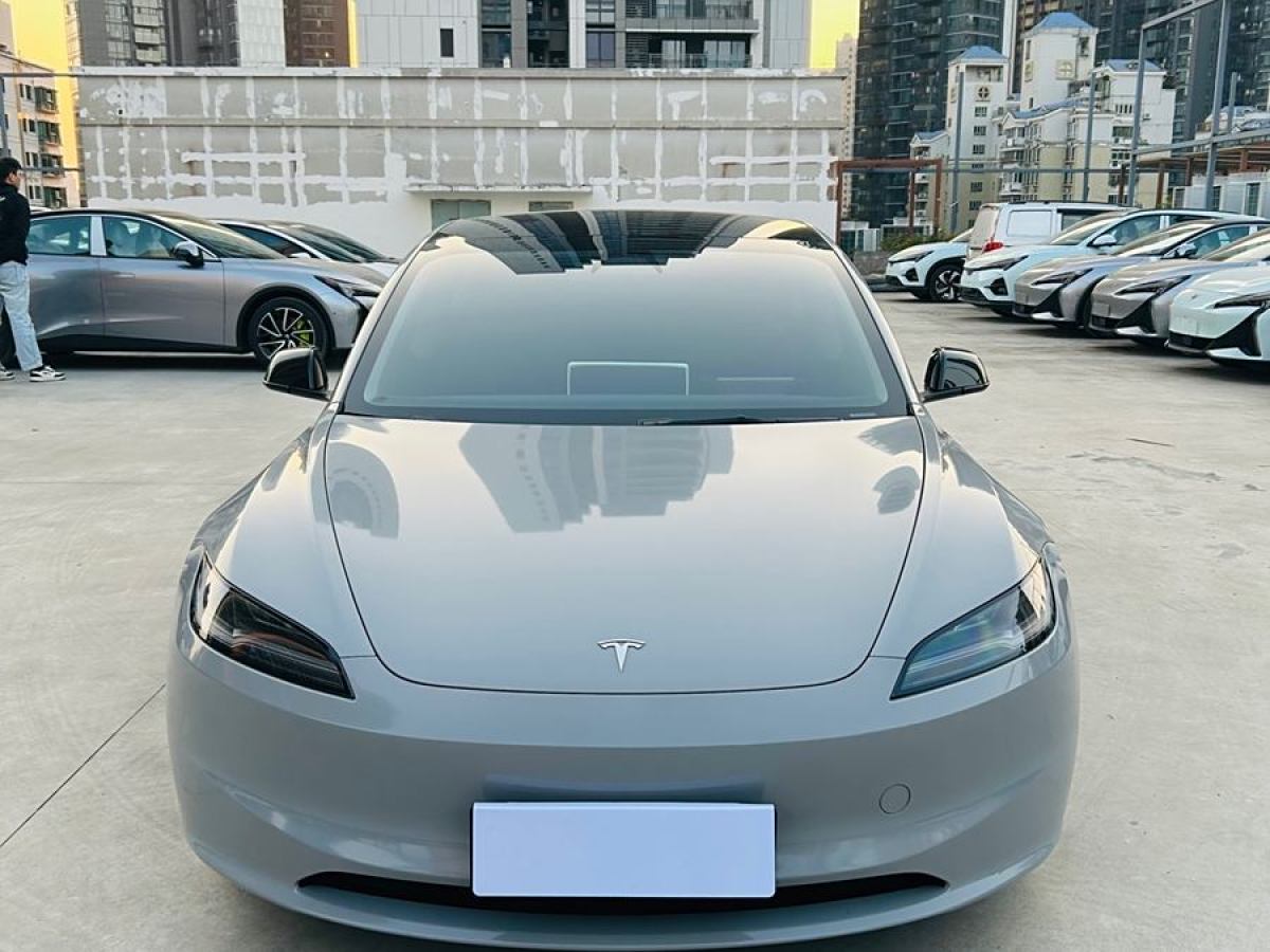 特斯拉 Model Y  2023款 長(zhǎng)續(xù)航全輪驅(qū)動(dòng)版圖片