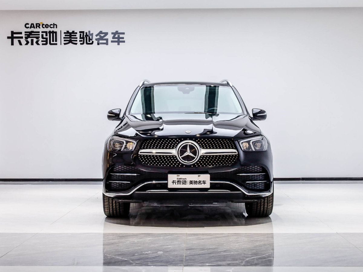 奔馳GLE級(jí) 2022款 改款 GLE 350 4MATIC 時(shí)尚型圖片