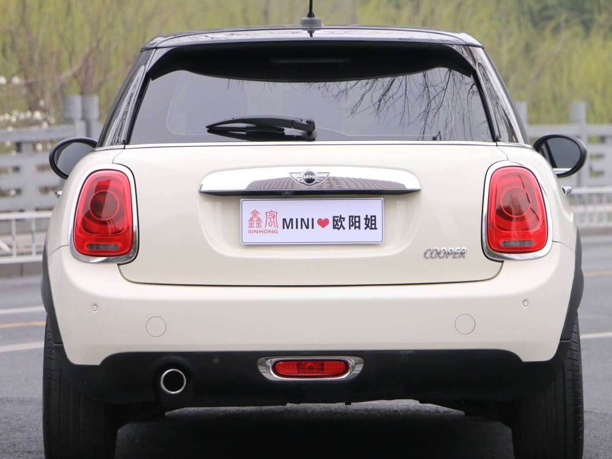 MINI MINI  2016款 1.5T COOPER 先鋒派 五門版圖片