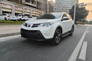 RAV4荣放 丰田 2.0L CVT两驱风尚版