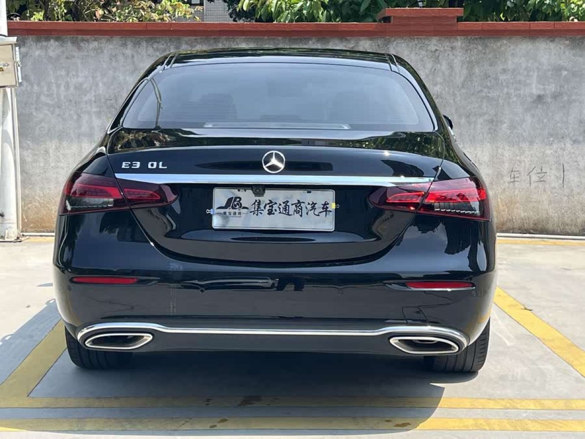 奔馳 奔馳E級(jí)  2021款 改款 E 300 L 尊貴型圖片