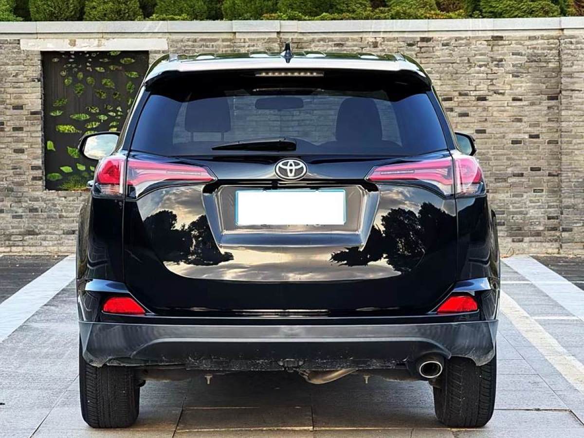 2019年4月豐田 RAV4榮放  2019款 2.0L CVT兩驅(qū)風(fēng)尚X限量版 國V