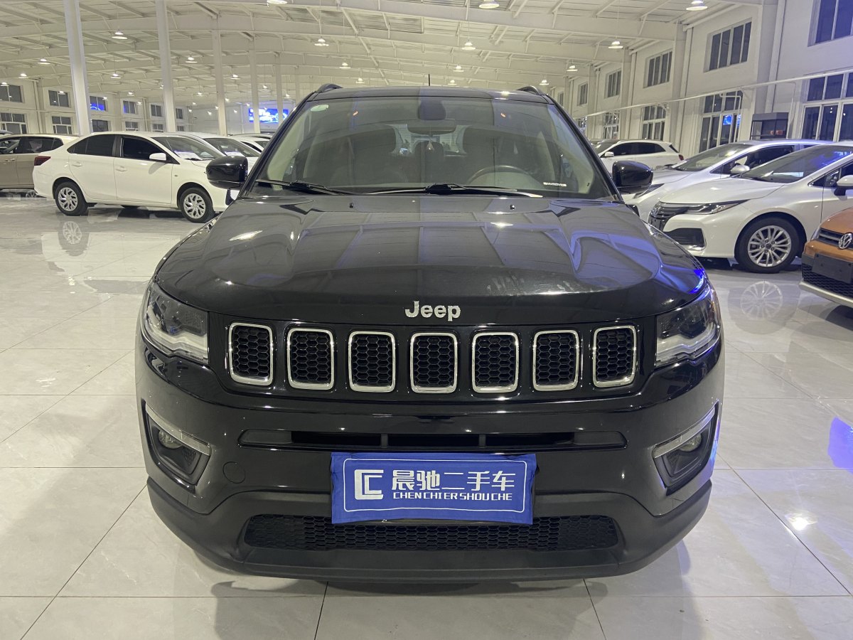 2020年6月Jeep 指南者  2019款  220T 自動(dòng)家享四驅(qū)版