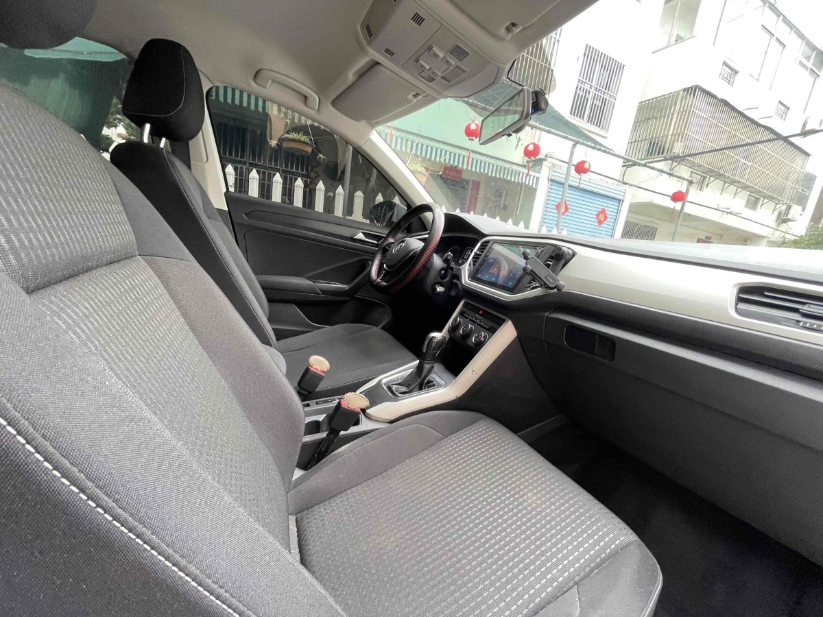 大眾 T-ROC探歌  2019款 230TSI DSG兩驅(qū)時尚型 國VI圖片