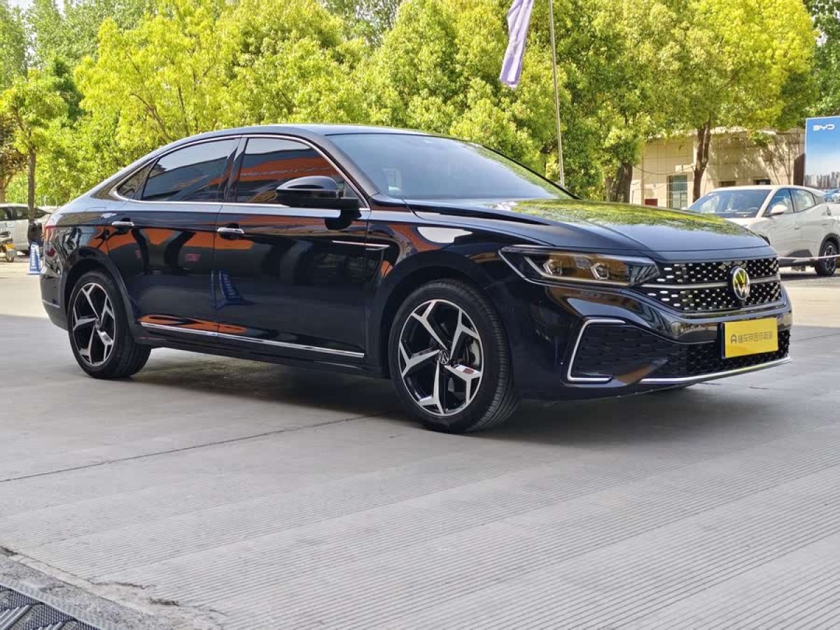 大眾 帕薩特  2024款 380TSI 豪華版圖片