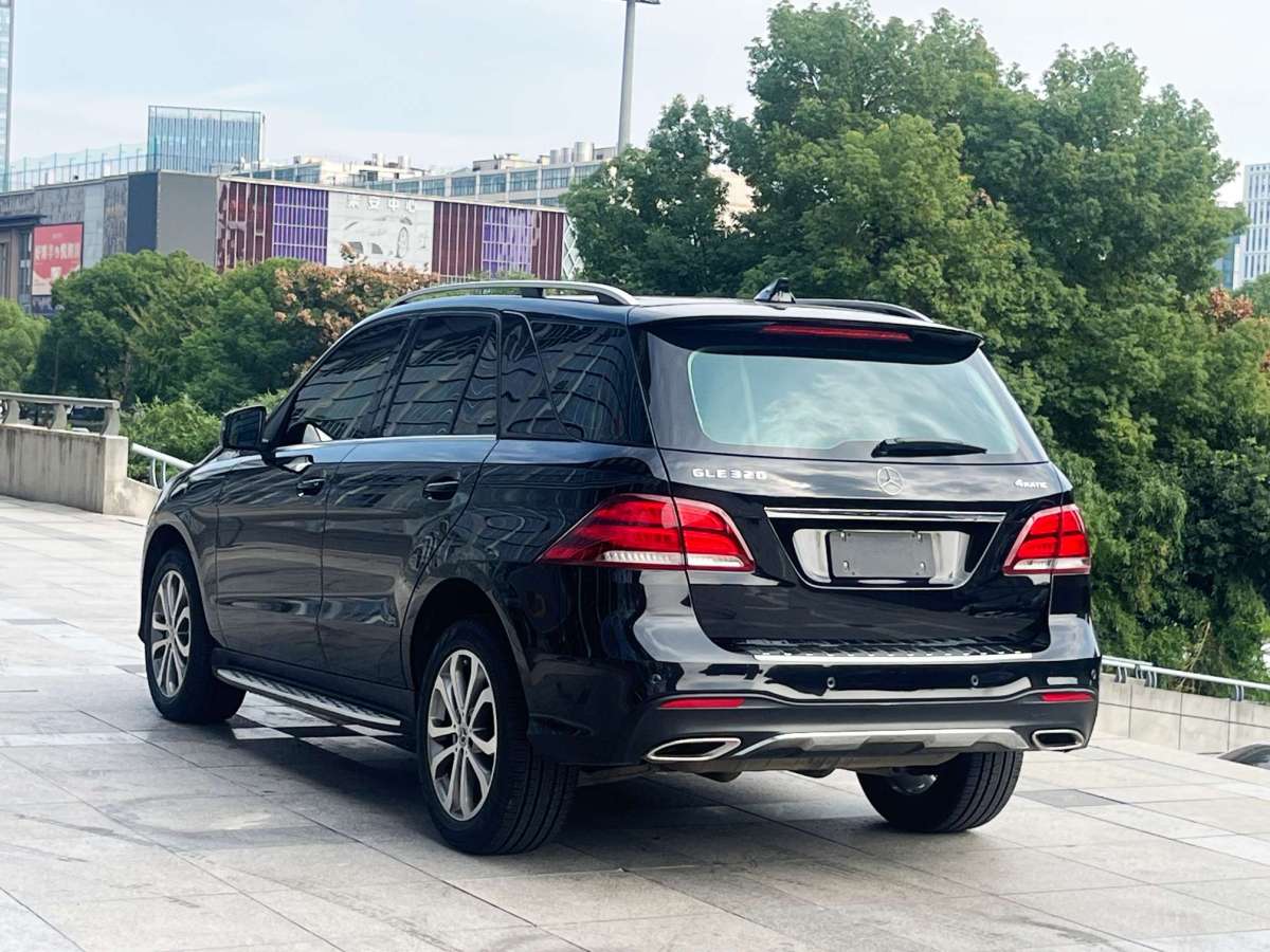 奔馳 奔馳GLE  2018款 GLE 320 4MATIC 動(dòng)感型臻藏版圖片