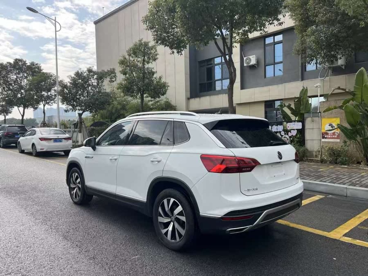 大眾 探岳  2022款 330TSI 兩驅(qū)豪華智聯(lián)版圖片