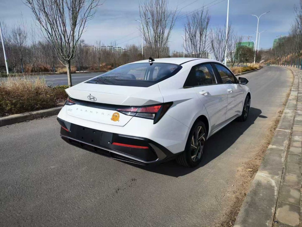 現(xiàn)代 伊蘭特Elantra N  2025款 2.0T N圖片