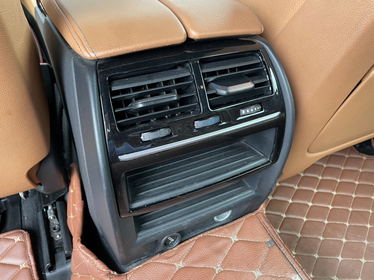 2017年9月宝马 宝马5系  2018款 530Li xDrive M运动套装
