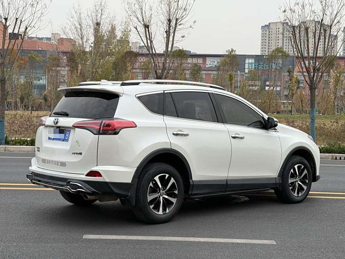 豐田 RAV4榮放  2016款 2.0L CVT兩驅(qū)都市版圖片