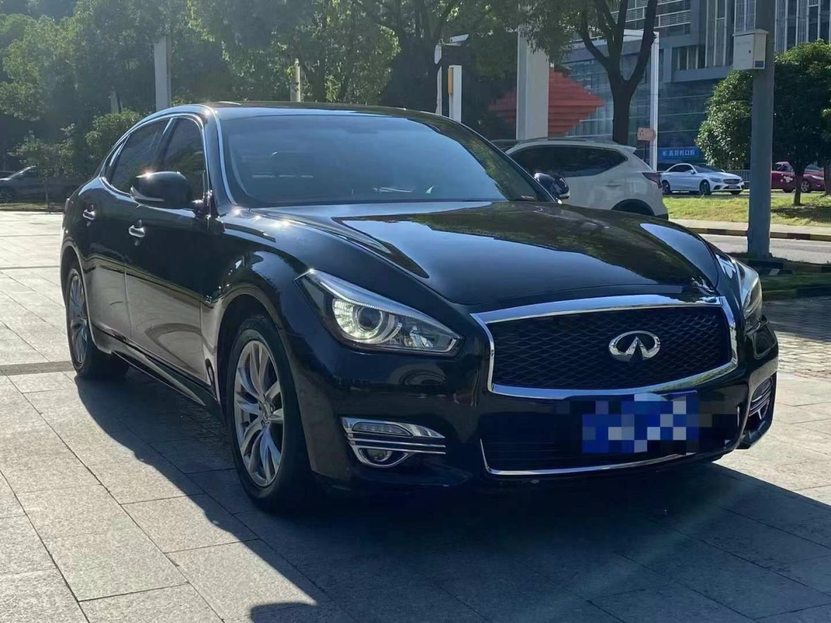 英菲尼迪 Q70  2015款 Q70L 2.5L 奢華版圖片