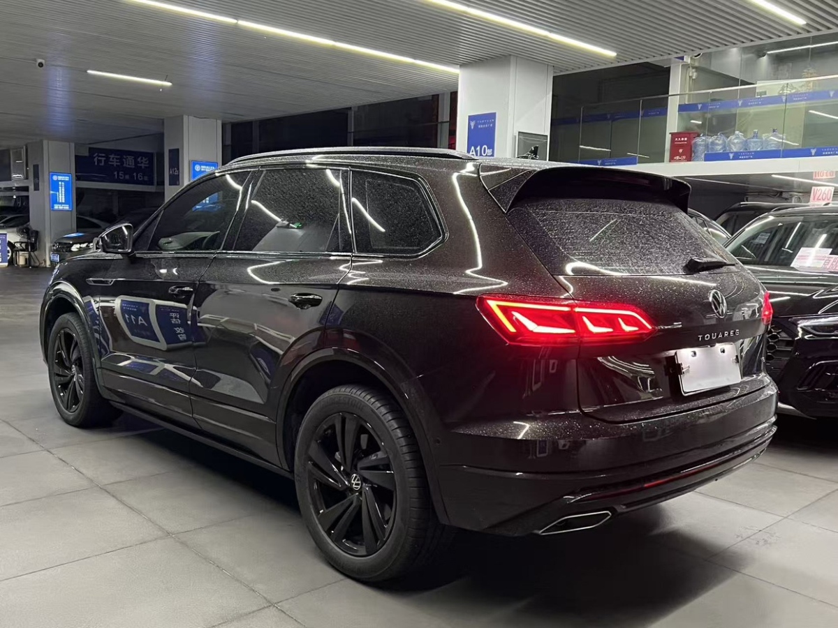 大眾 途銳  2022款 3.0TSI 銳享版 經(jīng)典運(yùn)動(dòng)套裝圖片