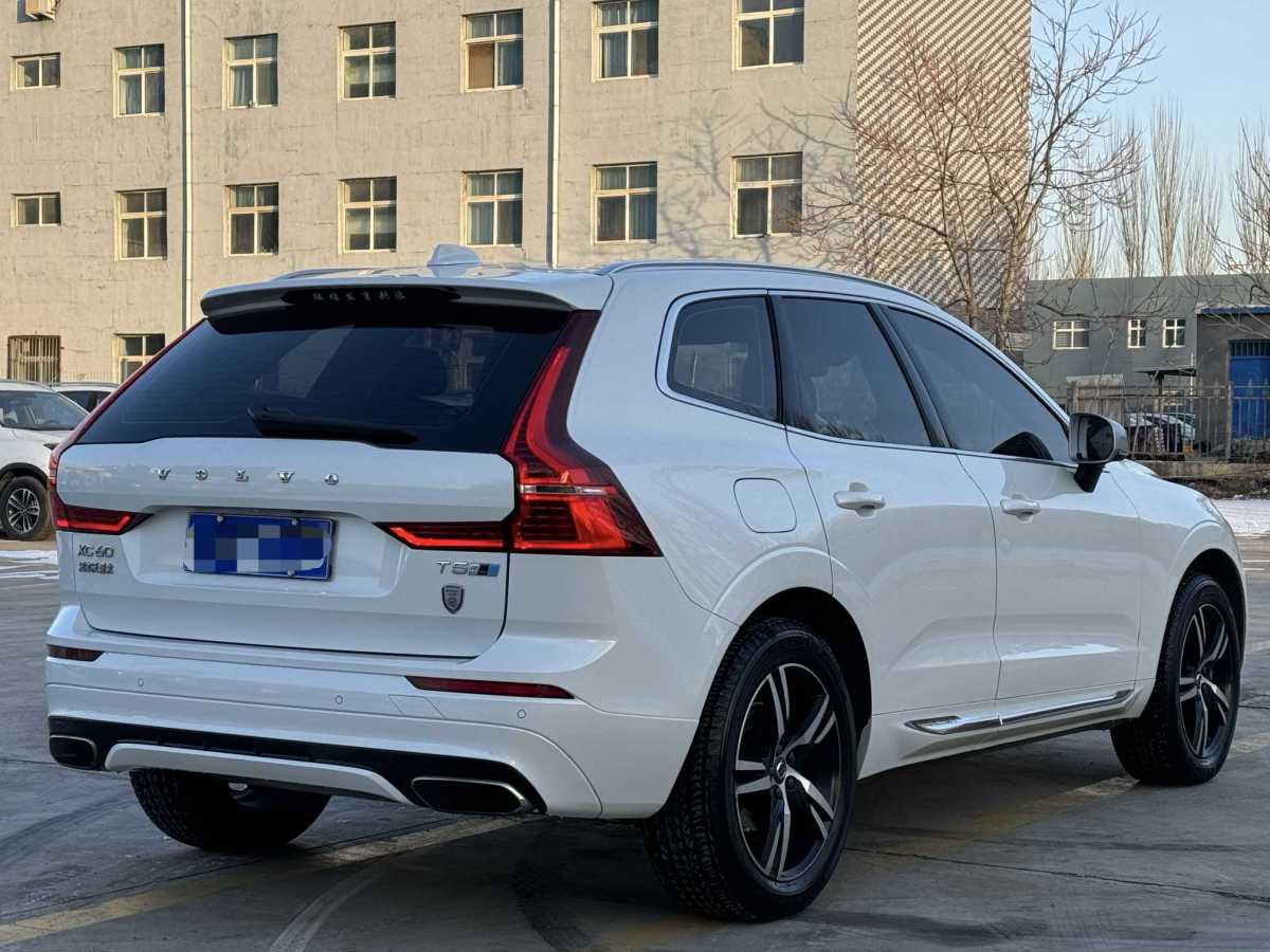 沃爾沃 XC60  2019款 T5 四驅(qū)智遠(yuǎn)運動版 國VI圖片