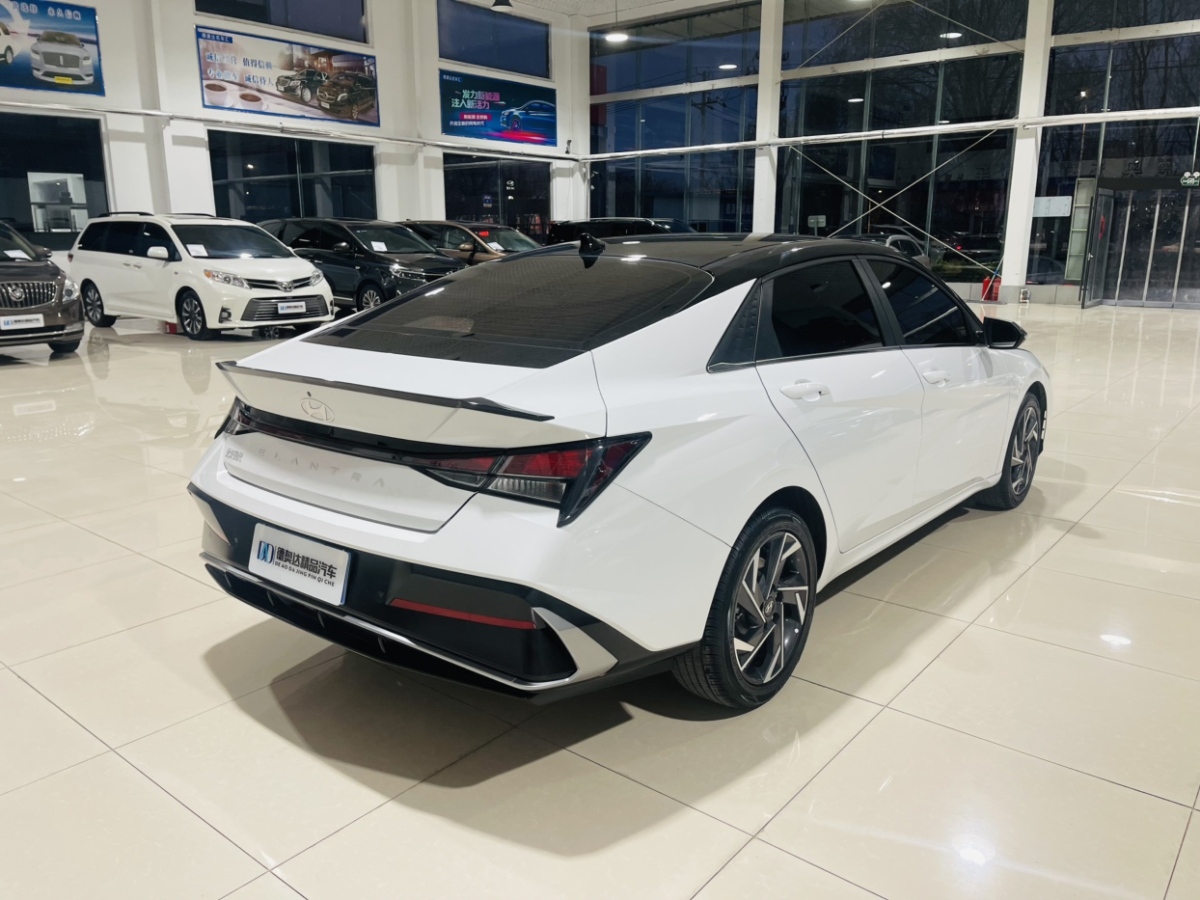 現(xiàn)代 伊蘭特  2022款 1.5L CVT GLX精英版圖片