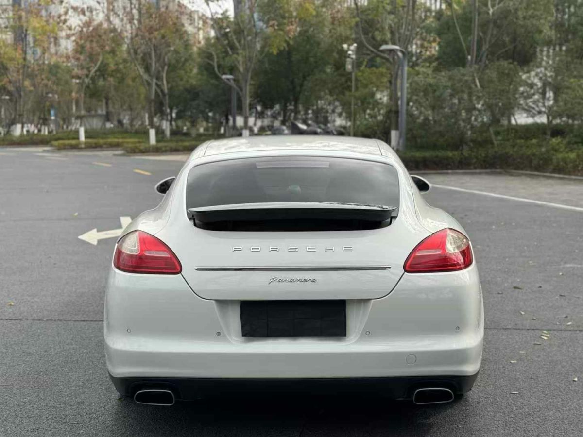 保時(shí)捷 Panamera  2013款 Panamera 4 Platinum Edition 3.6L圖片