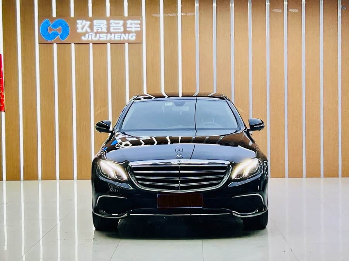 奔馳 奔馳E級(jí)  2020款 改款 E 300 L 殊享版圖片