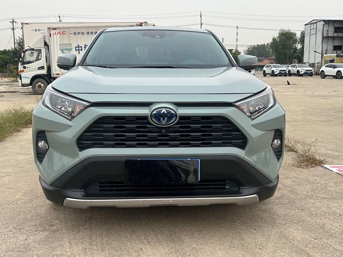 豐田 RAV4榮放  2023款 雙擎 2.5L E-CVT四驅(qū)精英Plus版圖片