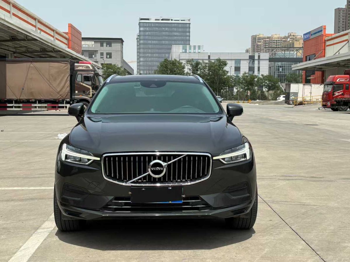 沃爾沃 XC60  2019款 T4 智逸版圖片