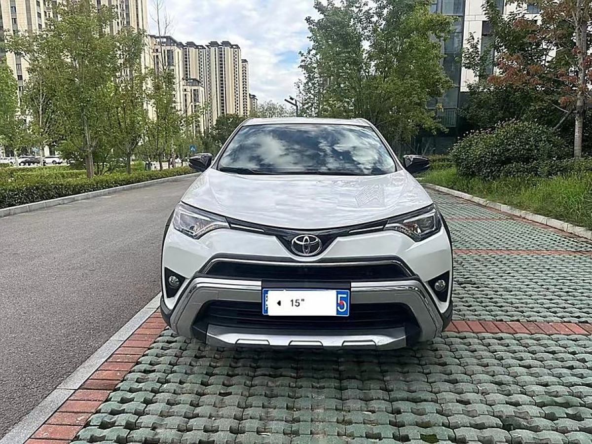 丰田 RAV4荣放  2019款 2.0L CVT两驱风尚X限量版 国VI图片