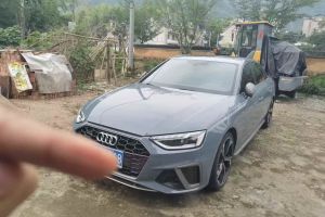 奧迪A4L 奧迪 35 TFSI 時尚動感型