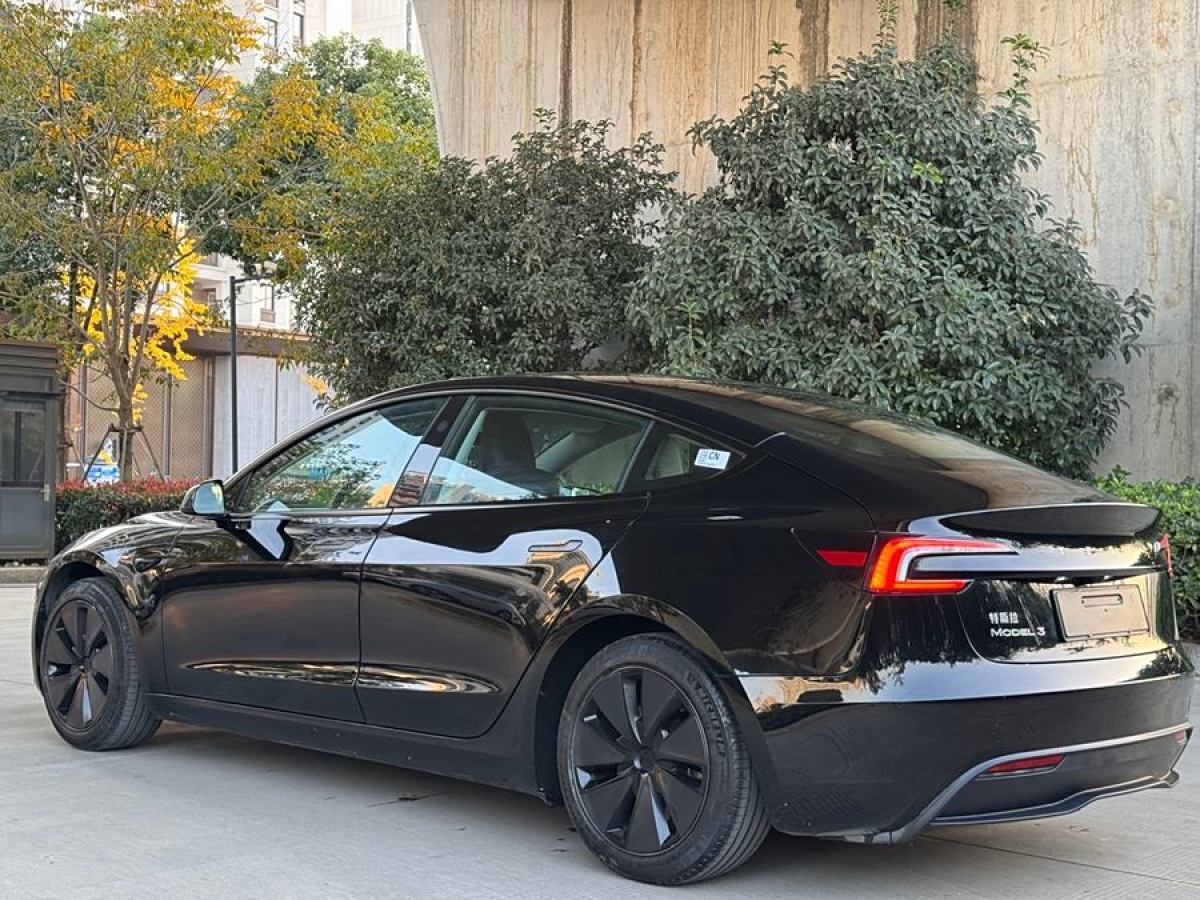 特斯拉 Model Y  2023款 后輪驅(qū)動版圖片