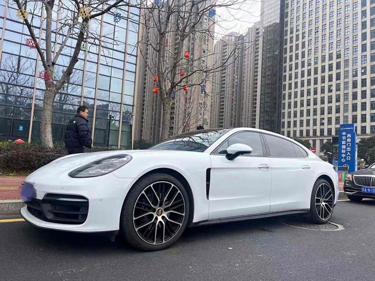 保時(shí)捷 Panamera  2023款 Panamera 行政加長(zhǎng)版 2.9T圖片