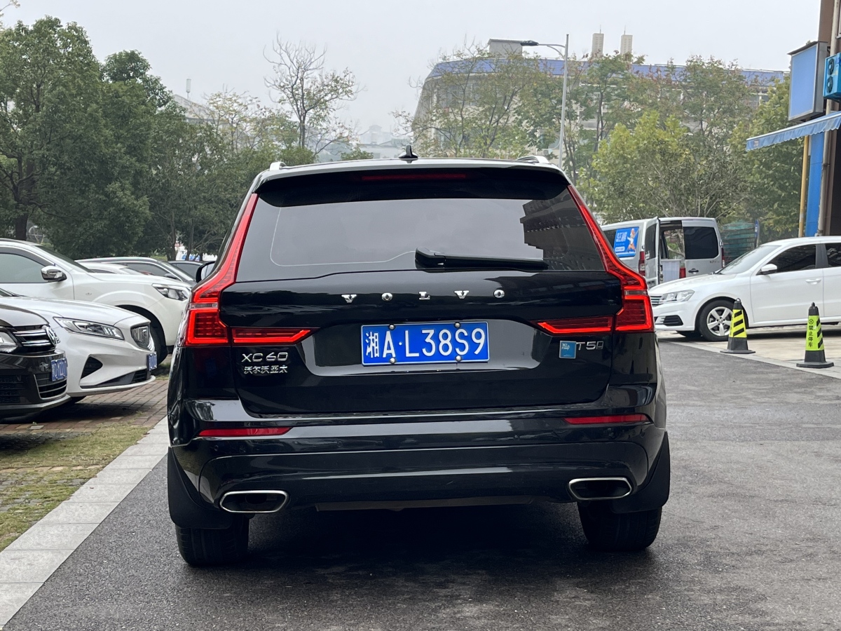 沃爾沃 XC60  2019款  T5 四驅(qū)智逸版 國VI圖片