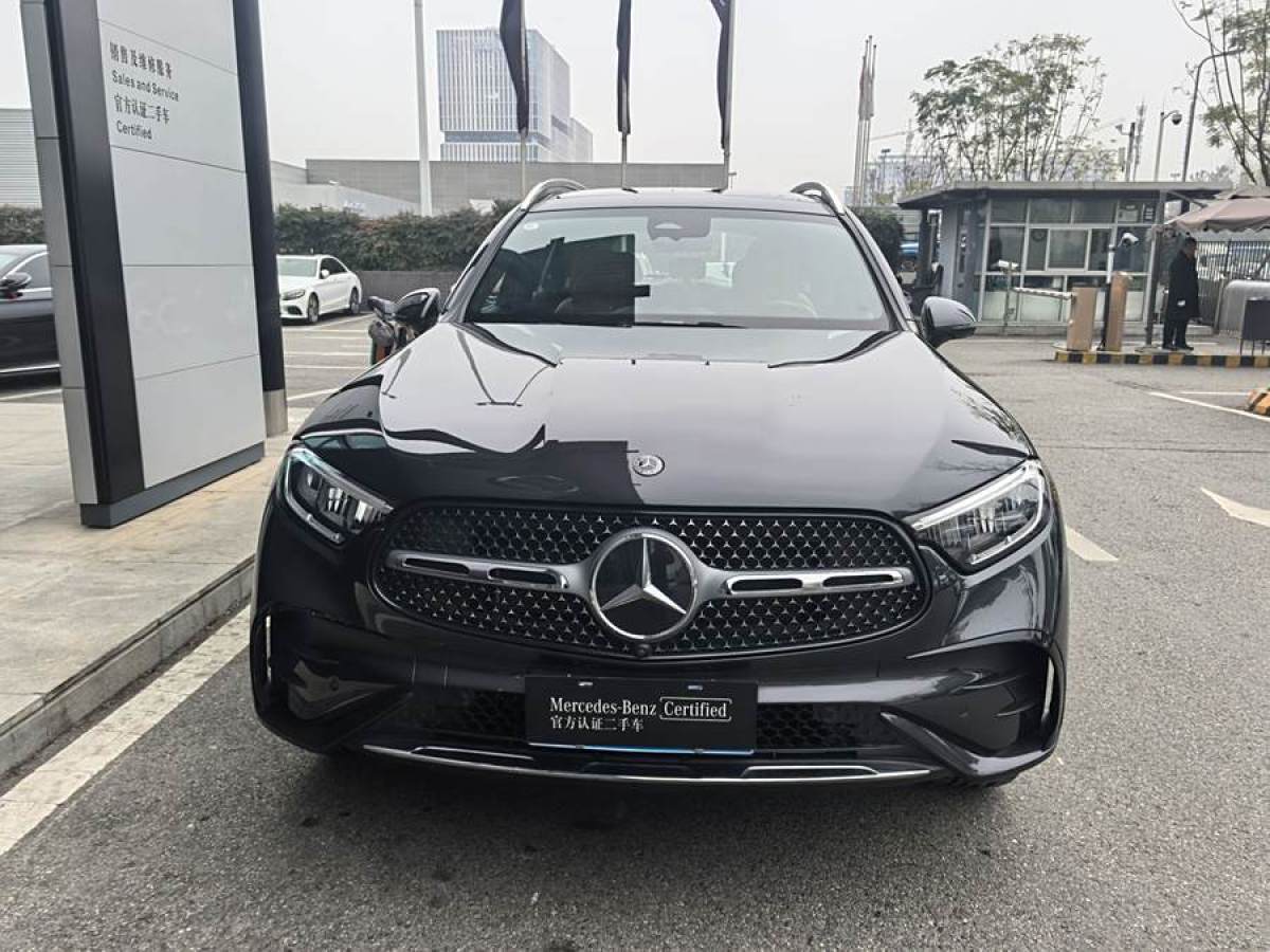 奔馳 奔馳GLC  2024款 改款 GLC 260 L 4MATIC 豪華型 5座圖片