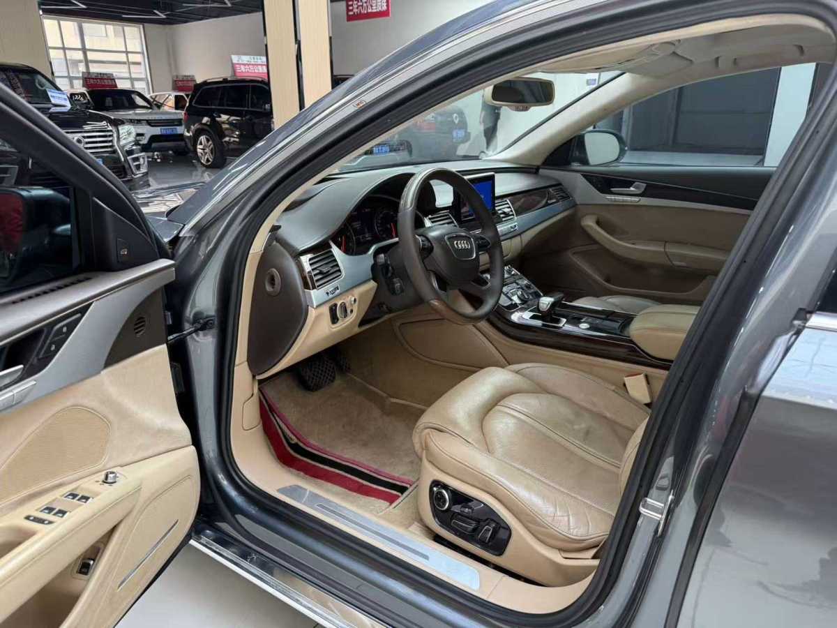 奧迪 奧迪A8  2013款 A8L 45 TFSI quattro豪華型圖片