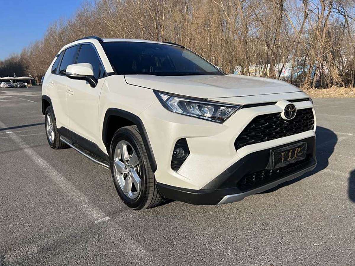 豐田 RAV4榮放  2020款 2.0L CVT四驅風尚PLUS版圖片