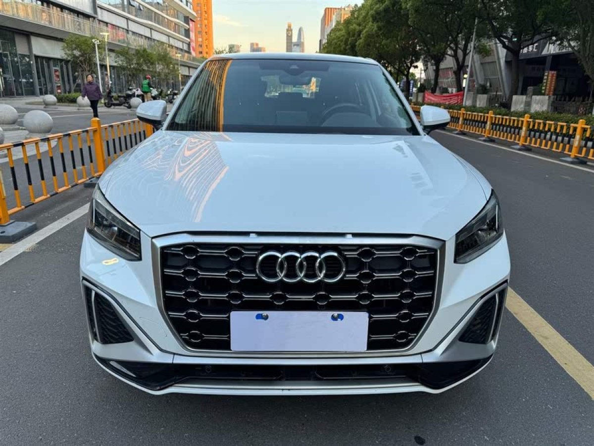 奧迪 奧迪Q2L  2024款 改款 35TFSI 時(shí)尚動(dòng)感型圖片