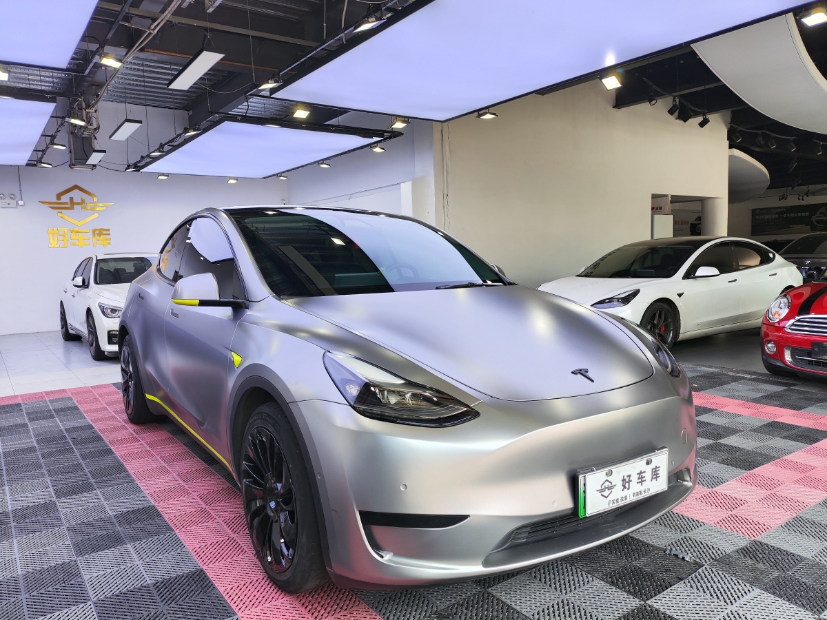 特斯拉 Model 3  2022款 后輪驅(qū)動版圖片