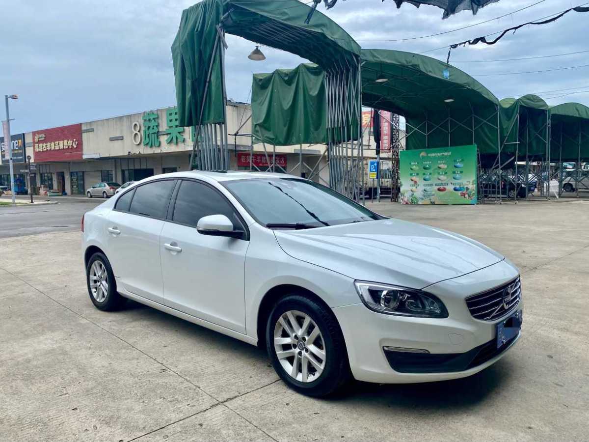 沃爾沃 S60  2016款 S60L 1.5T T3 智行版圖片