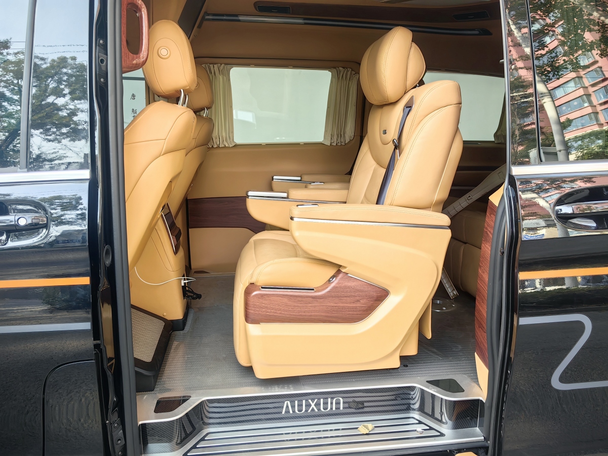 AUXUN傲旋 傲旋V-Class  2019款 V 260 L 傲旋大白鯊圖片