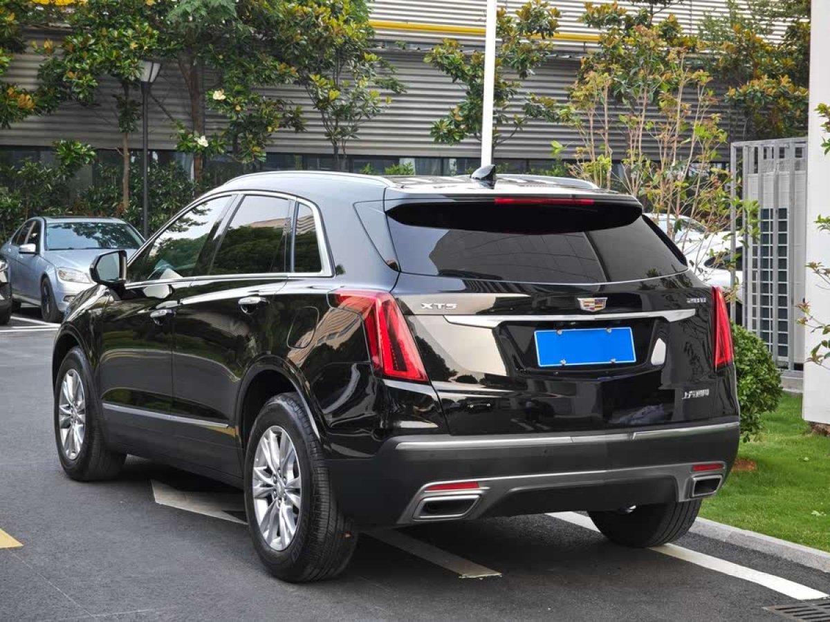 凱迪拉克 XT5  2022款 2.0T 兩驅(qū)豪華型圖片