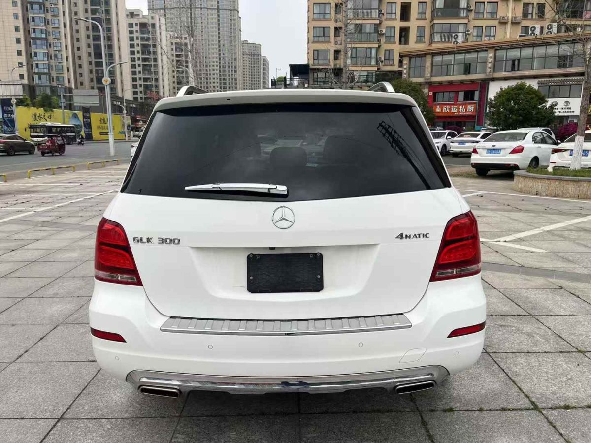 奔馳 奔馳GLK級(jí)  2013款 GLK 300 4MATIC 動(dòng)感型圖片