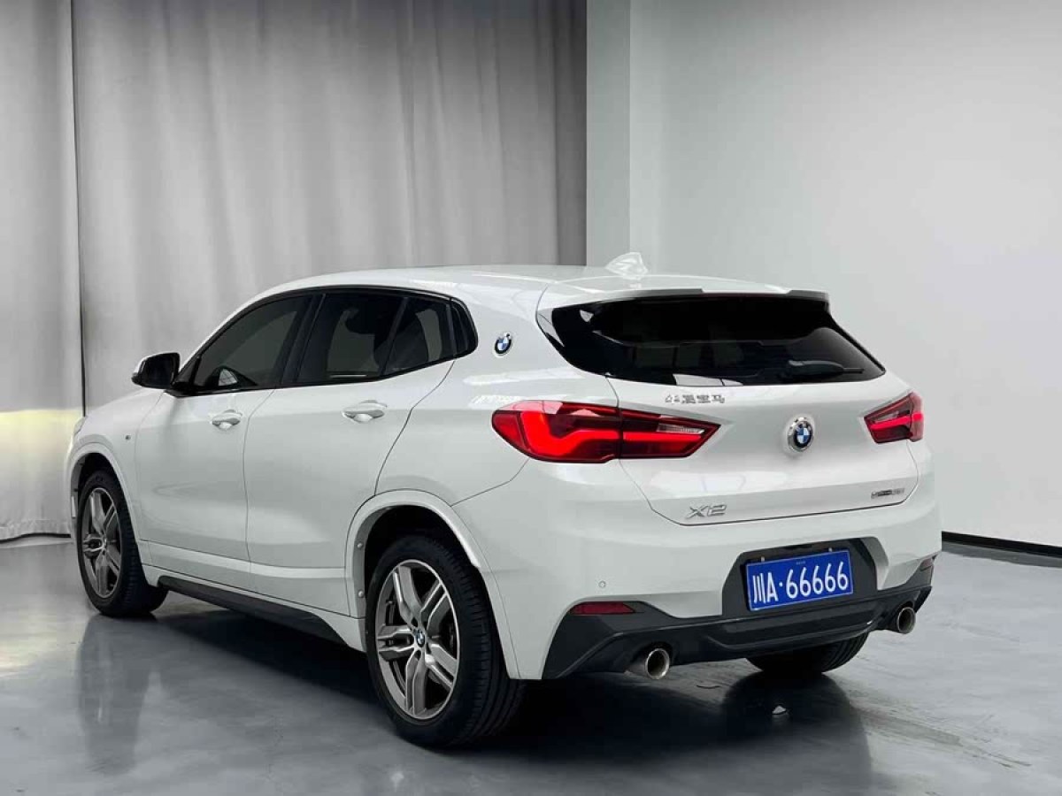 寶馬 寶馬X2  2020款 sDrive25i 領(lǐng)先型M運(yùn)動(dòng)套裝圖片