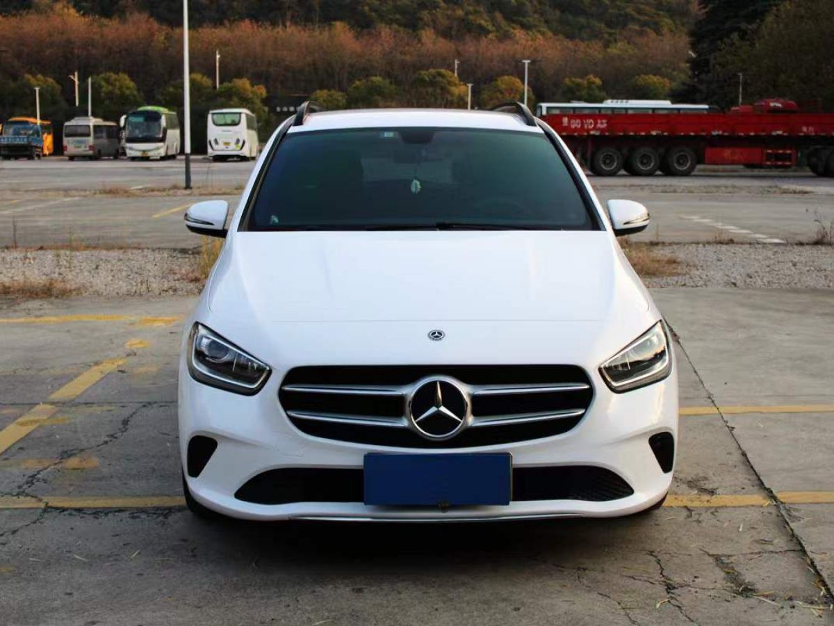 奔馳 奔馳B級  2020款 B 180圖片