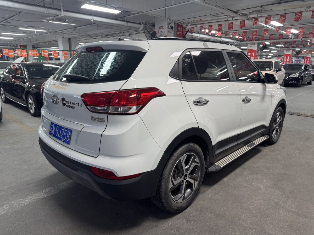 現(xiàn)代 ix25  2019款 1.6L 自動智能型紀念款圖片